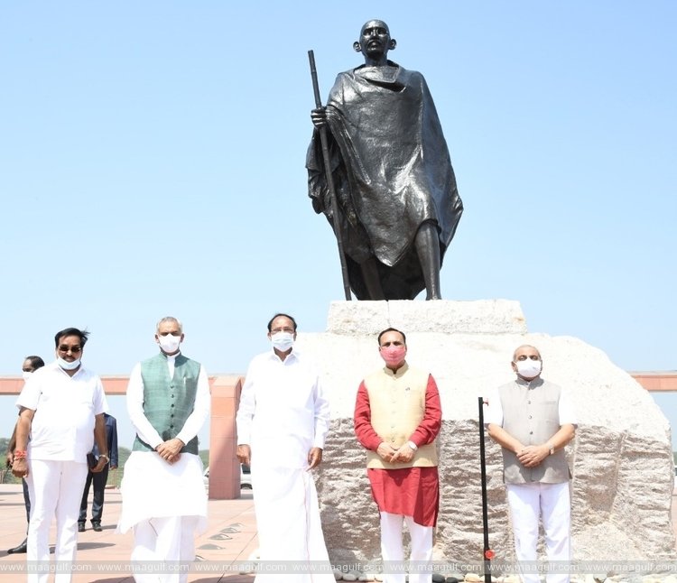 బహిరంగ ప్రసంగాల్లో భాషా మర్యాద పాటించాలి:ఉపరాష్ట్రపతి